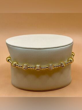 14K Gold Filled Bead Stretch Bracelet; 6mm corrugated beads & 3 mm smooth beads.